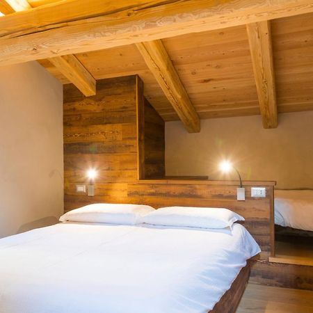 La Placette - Albergo Diffuso E Trattoria Usseaux ภายนอก รูปภาพ