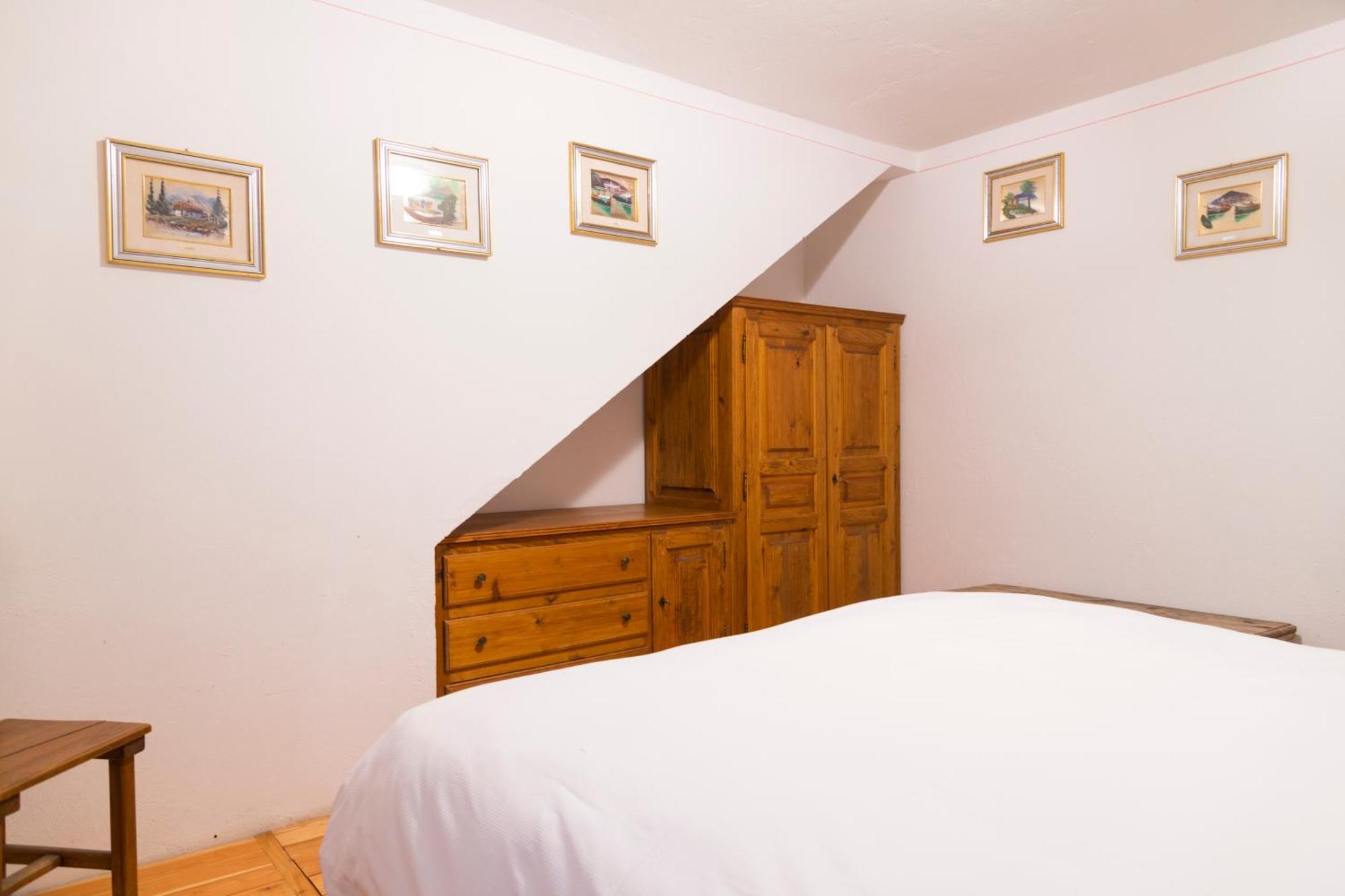 La Placette - Albergo Diffuso E Trattoria Usseaux ภายนอก รูปภาพ