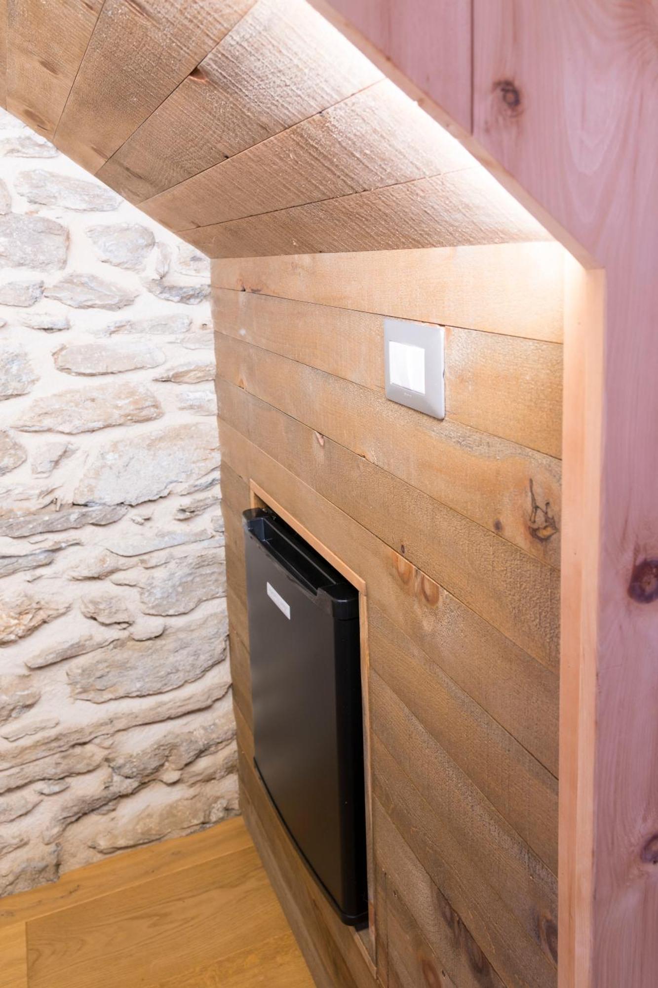 La Placette - Albergo Diffuso E Trattoria Usseaux ภายนอก รูปภาพ