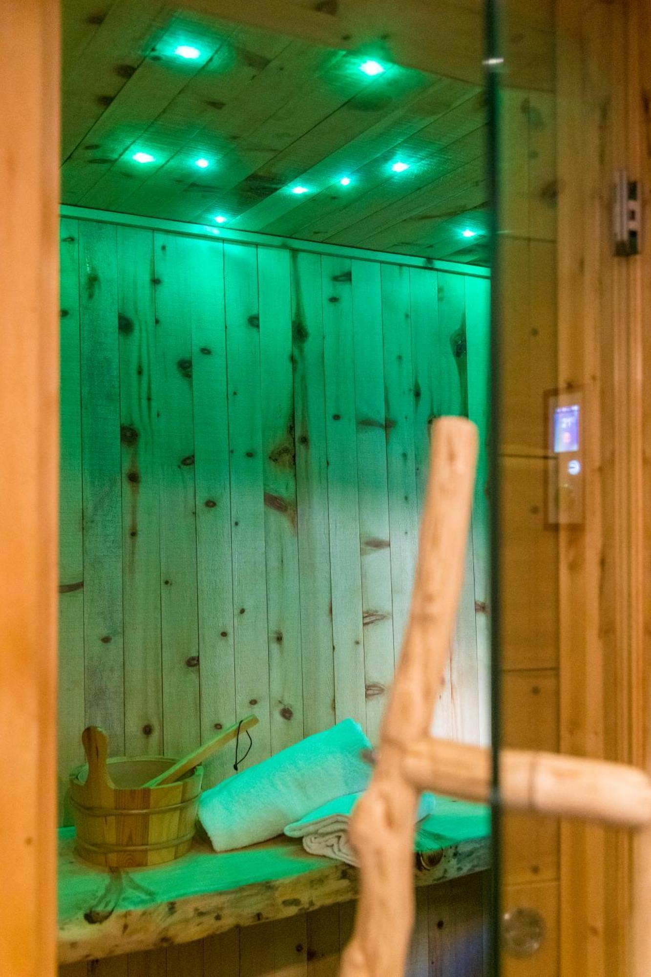 La Placette - Albergo Diffuso E Trattoria Usseaux ภายนอก รูปภาพ